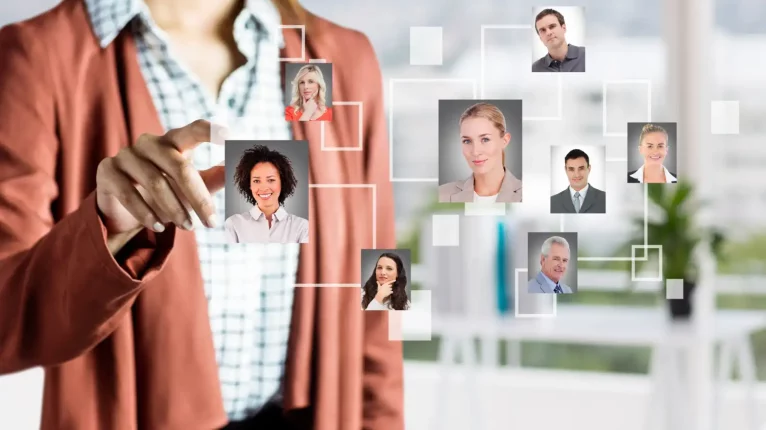 10 Top HR Technology Trends to Revamp your 2025 Strategy